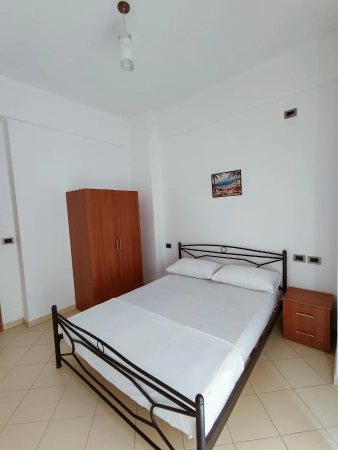 El Rio Apartments Saranda 0*,