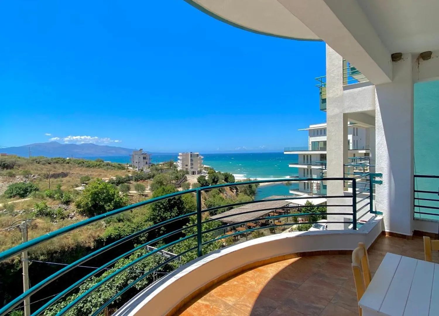 El Rio Apartments Saranda